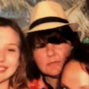 Meet your Posher, Sandy